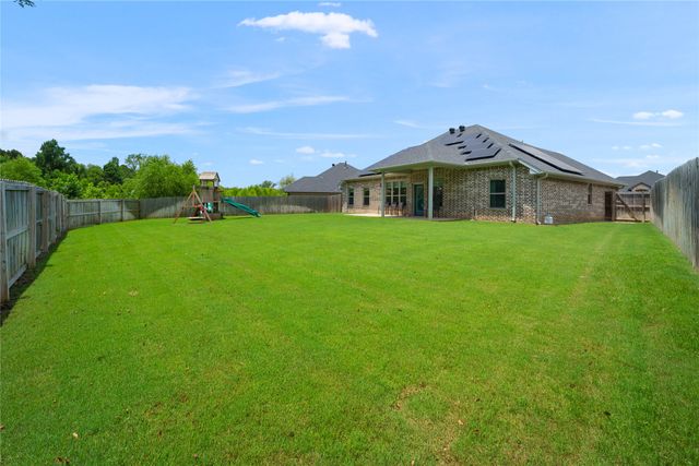 11479 Lindsey Garden Drive, Tyler, TX 75709