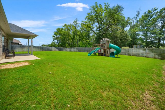 11479 Lindsey Garden Drive, Tyler, TX 75709