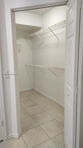 2430 Centergate Dr 106, Miramar, FL 33025