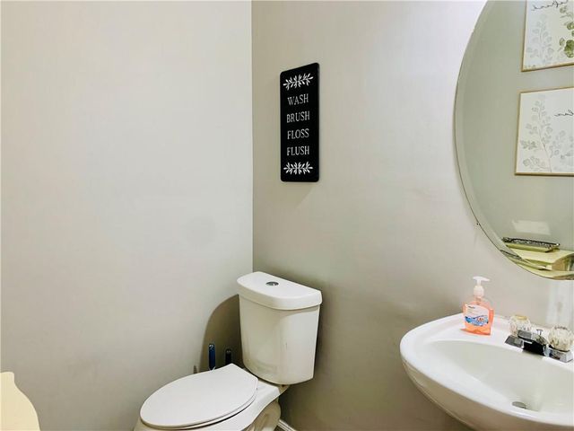 1757 Glen View Way, Hampton, GA 30228