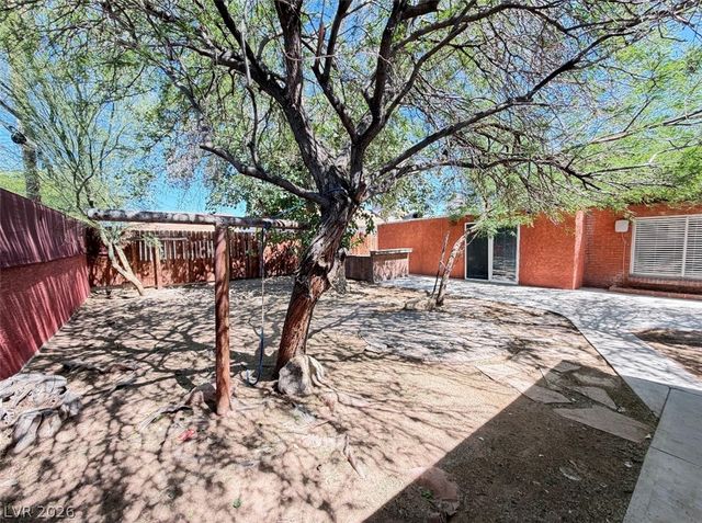 1311 Griffith Avenue, Las Vegas, NV 89104