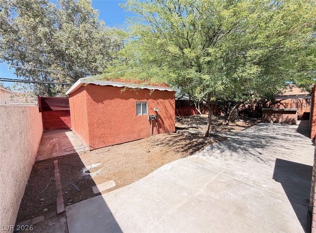 1311 Griffith Avenue, Las Vegas, NV 89104
