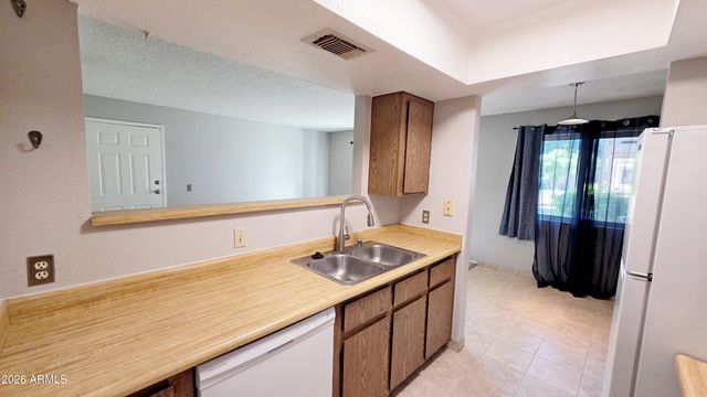 616 S HARDY Drive 116, Tempe, AZ 85281