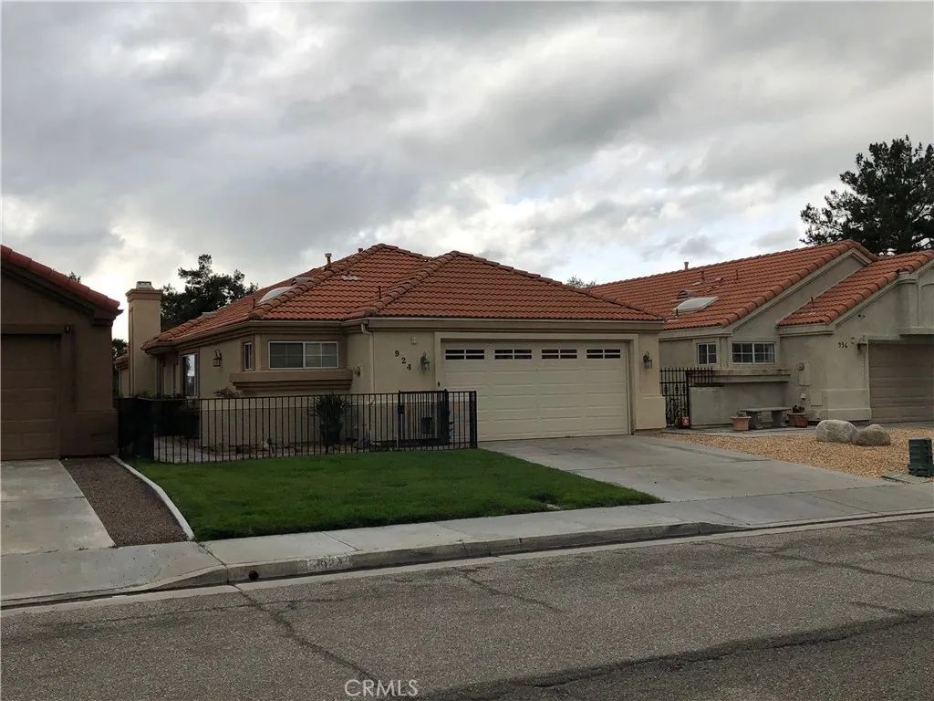 924 Bergamo, San Jacinto, CA 92583