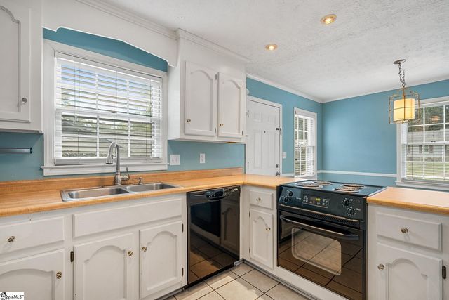 103 Kestrel Court, Taylors, SC 29687