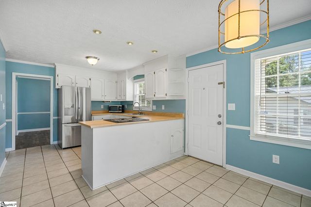 103 Kestrel Court, Taylors, SC 29687