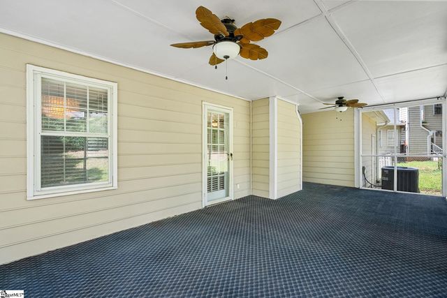 103 Kestrel Court, Taylors, SC 29687