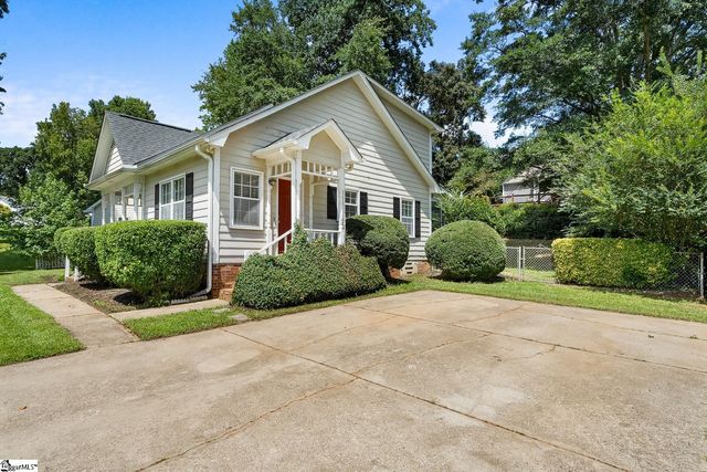 103 Kestrel Court, Taylors, SC 29687