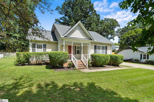103 Kestrel Court, Taylors, SC 29687
