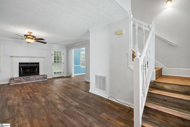 103 Kestrel Court, Taylors, SC 29687