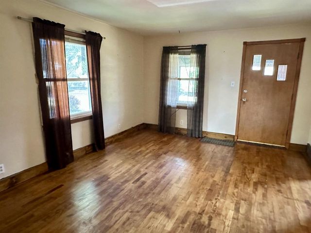 240 ROSE AVENUE, Fond Du Lac, WI 54935