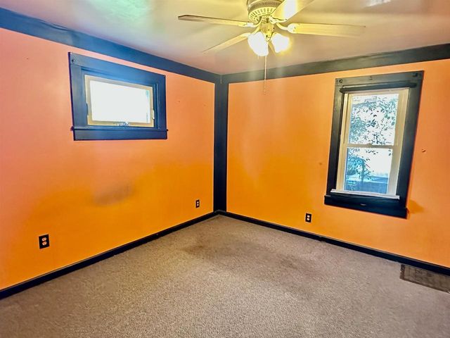 240 ROSE AVENUE, Fond Du Lac, WI 54935