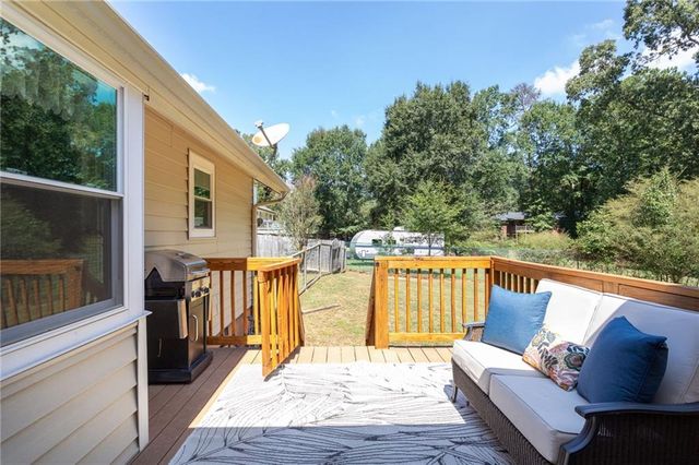 110 Allenwood Road, Fayetteville, GA 30214