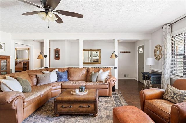 110 Allenwood Road, Fayetteville, GA 30214