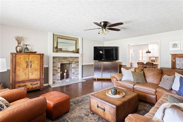 110 Allenwood Road, Fayetteville, GA 30214