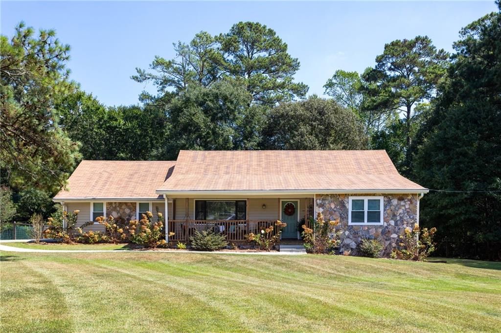 110 Allenwood Road, Fayetteville, GA 30214