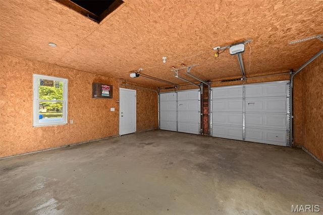 1150 Old Vincennes Trail, O'fallon, IL 62269