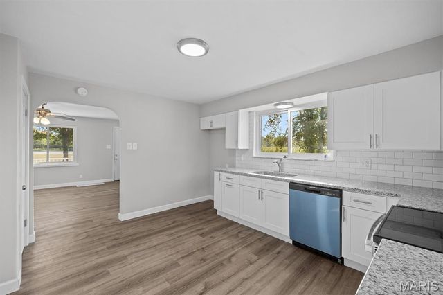 1150 Old Vincennes Trail, O'fallon, IL 62269