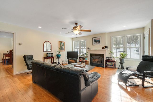 196 Countryside Road, Waterbury, VT 05676