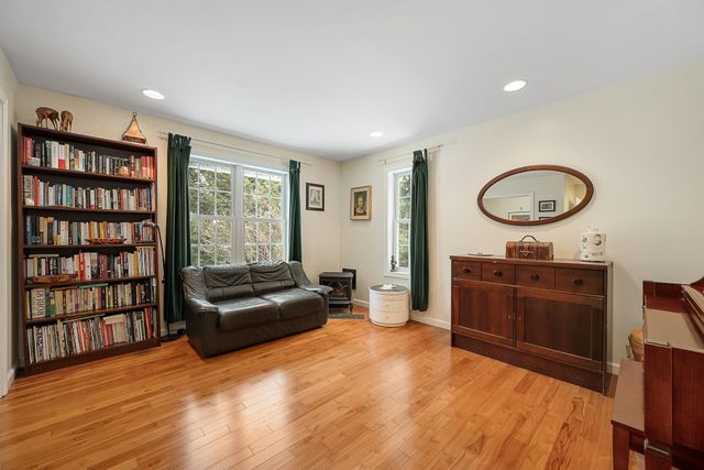 196 Countryside Road, Waterbury, VT 05676