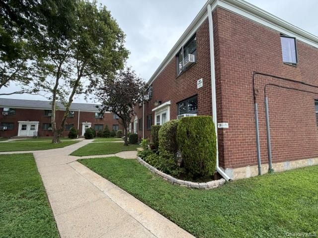 69-29 218th Street Lower, Bayside, NY 11364