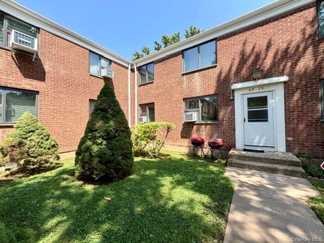 69-29 218th Street Lower, Bayside, NY 11364