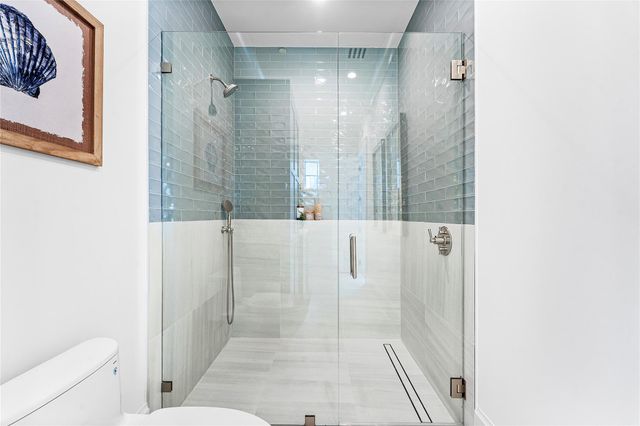 166 SE 1st Ave, Delray Beach, FL 33444