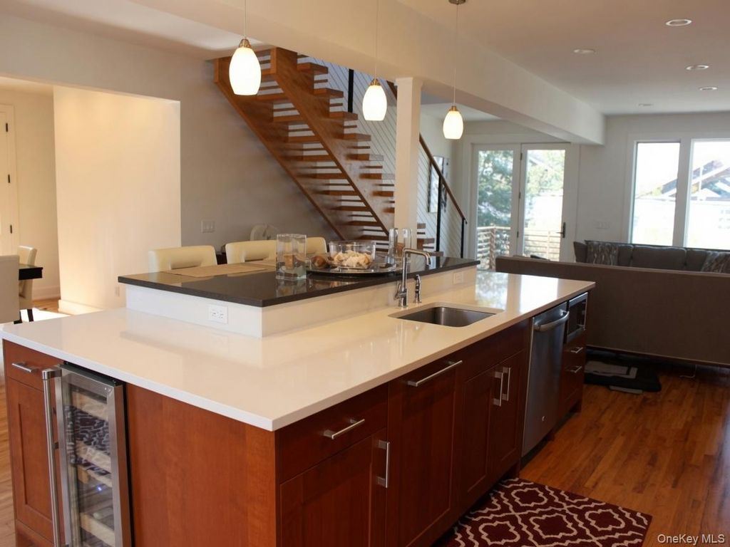221 Bay Walk, Fire Island Pines, NY 11782 — photo 4