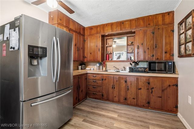 5122 Beach Cutoff Drive, Van Buren, AR 72956