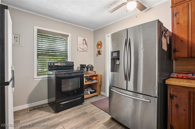 5122 Beach Cutoff Drive, Van Buren, AR 72956