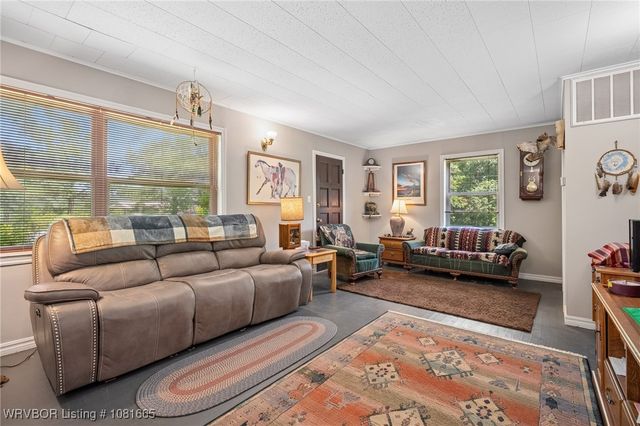 5122 Beach Cutoff Drive, Van Buren, AR 72956