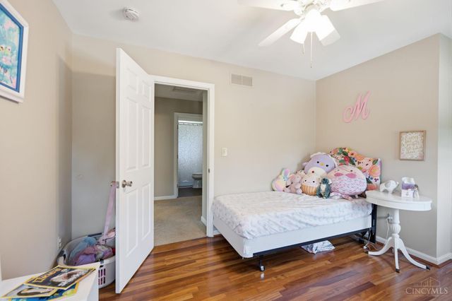 7229 Camargowoods Drive, Madeira, OH 45243