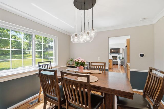 7229 Camargowoods Drive, Madeira, OH 45243
