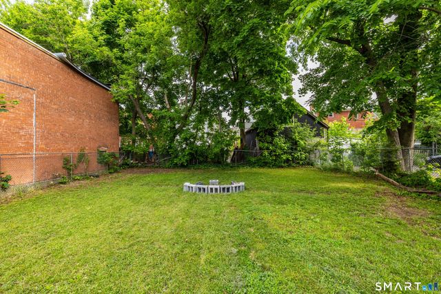 38-40 Madison Street, Hartford, CT 06106