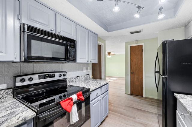 10187 122ND AVENUE, Largo, FL 33773