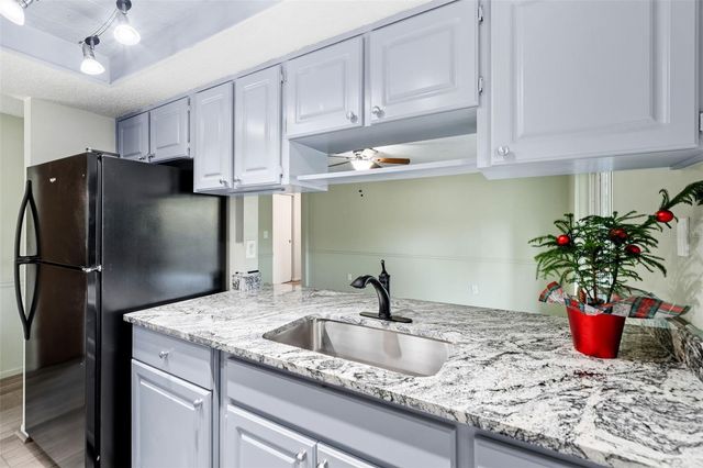 10187 122ND AVENUE, Largo, FL 33773