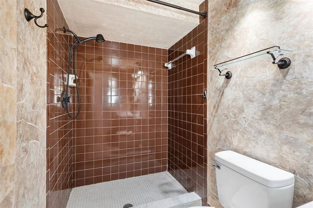 10187 122ND AVENUE, Largo, FL 33773