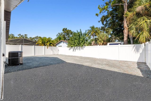 10187 122ND AVENUE, Largo, FL 33773