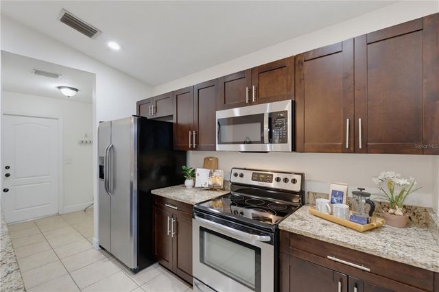 2107 W CLIFTON STREET, Tampa, FL 33603
