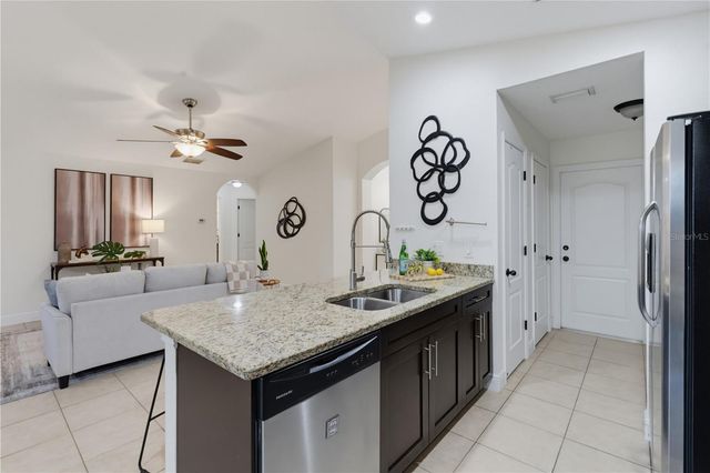2107 W CLIFTON STREET, Tampa, FL 33603