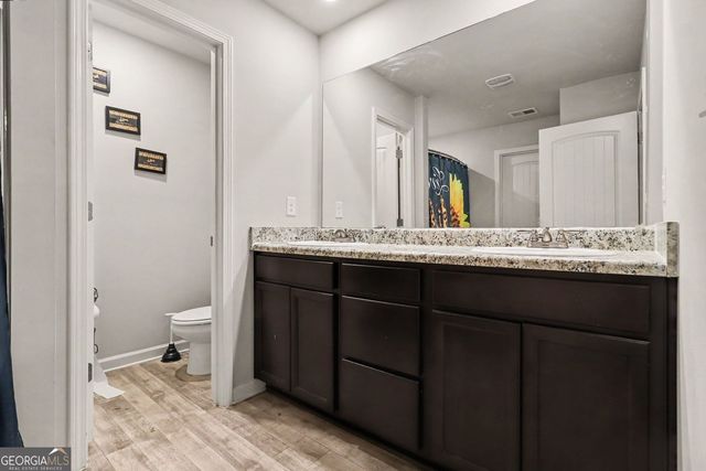 186 Brasch Park Drive, Grantville, GA 30220