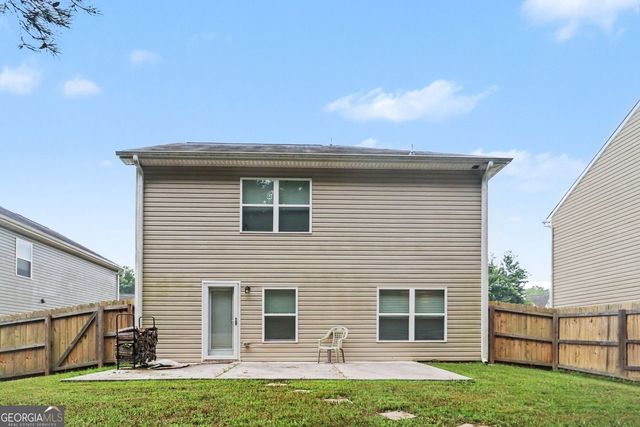 186 Brasch Park Drive, Grantville, GA 30220