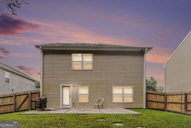 186 Brasch Park Drive, Grantville, GA 30220
