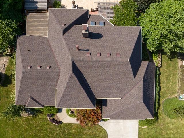 204 Chippewa Lane, Lake Winnebago, MO 64034