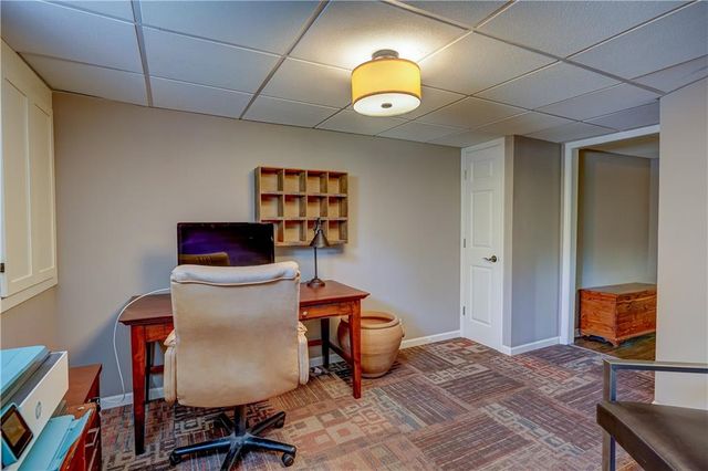 204 Chippewa Lane, Lake Winnebago, MO 64034