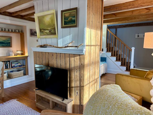 43 Pennywise Lane, Old Saybrook, CT 06475