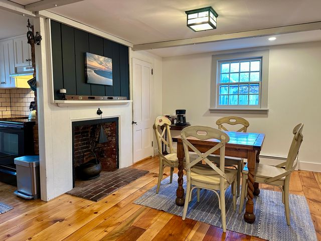 43 Pennywise Lane, Old Saybrook, CT 06475