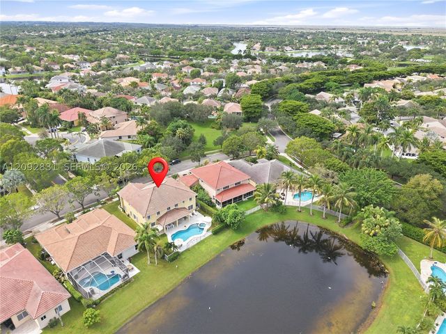 1612 Blue Jay Cir, Weston, FL 33327