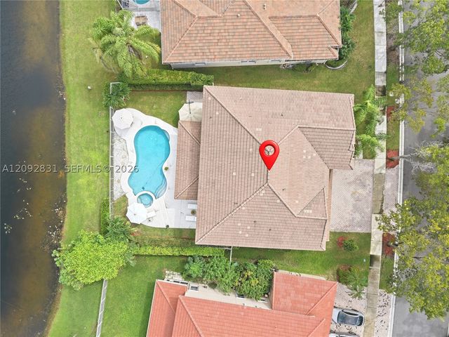 1612 Blue Jay Cir, Weston, FL 33327
