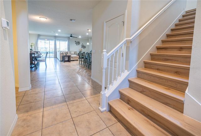 8825 CORCOVADO DRIVE, Kissimmee, FL 34747